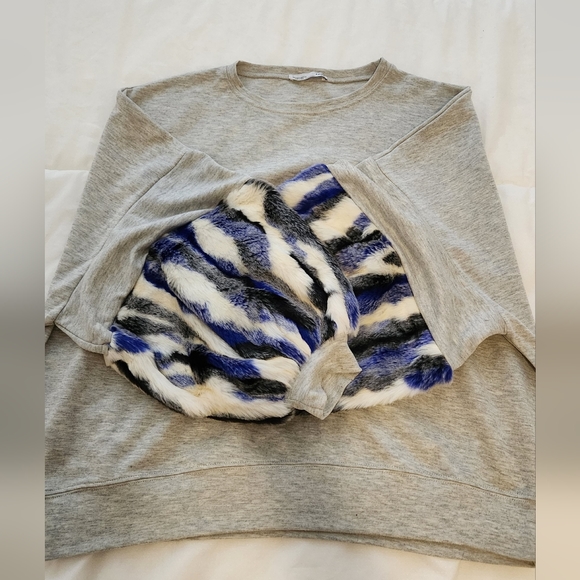 ZARA Fur Sleeve Sweatshirt Size S - Picture 5 of 8
